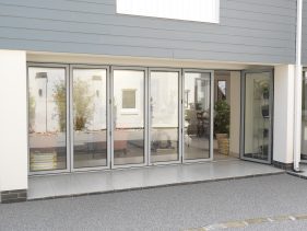 knutsford-wilmslow-congleton-south-manchester-cheshire-bifolds-installers-aluminium